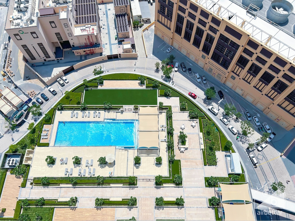 2B With Stunning Burj Views at Burj Crown