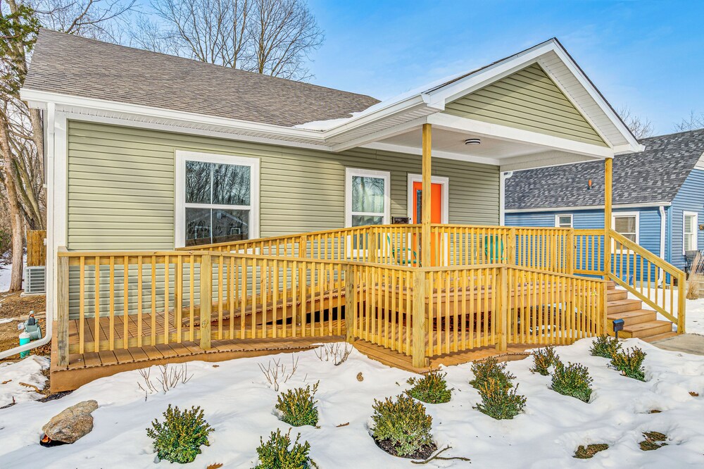 Chic Sobro Charmer w/ Covered Porch!