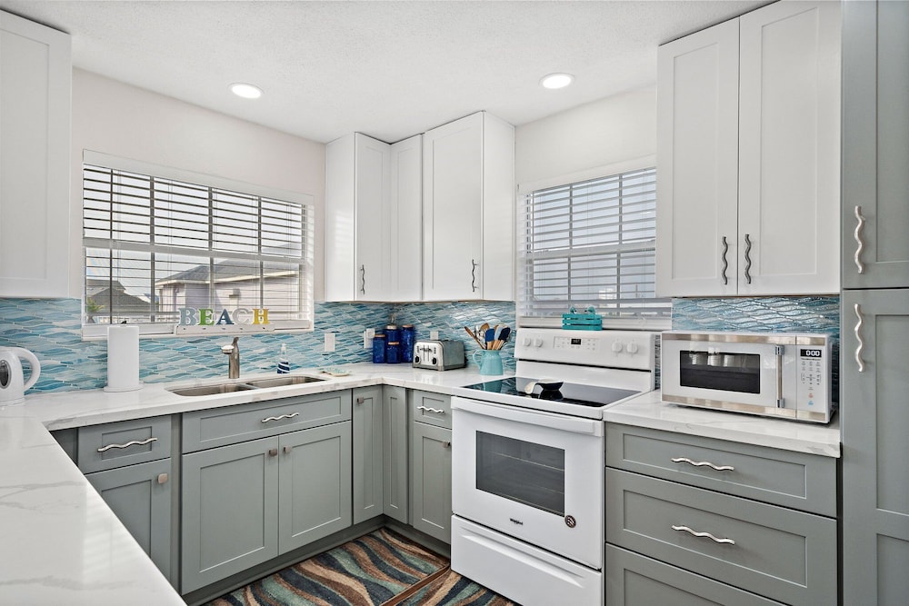 Island Breeze by Ryson Vacation Rentals