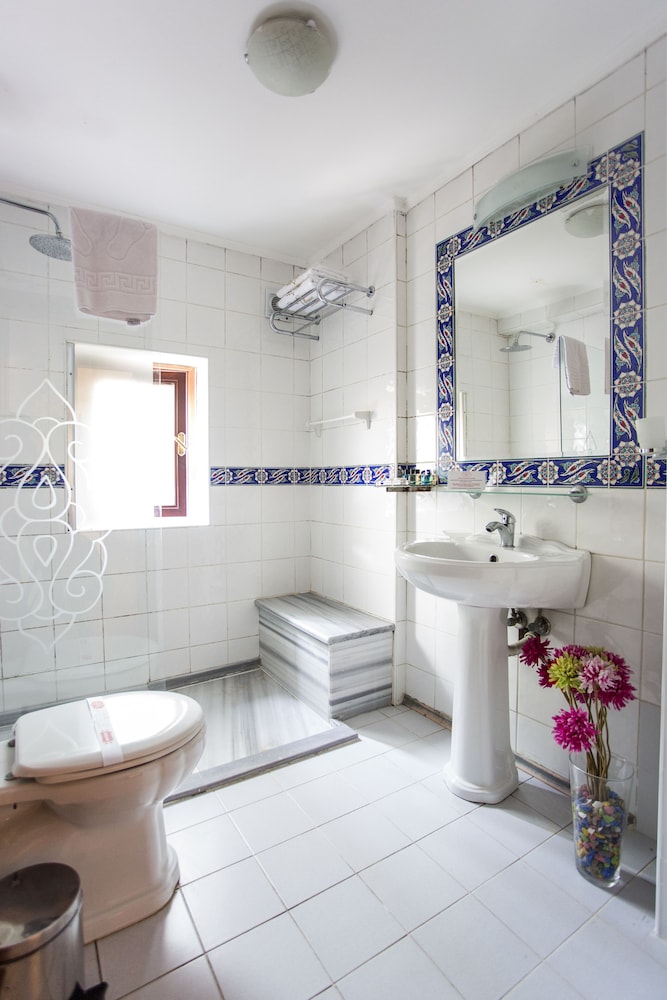 Bahçe Ev Oteli - Özel Sınıf - Image 82