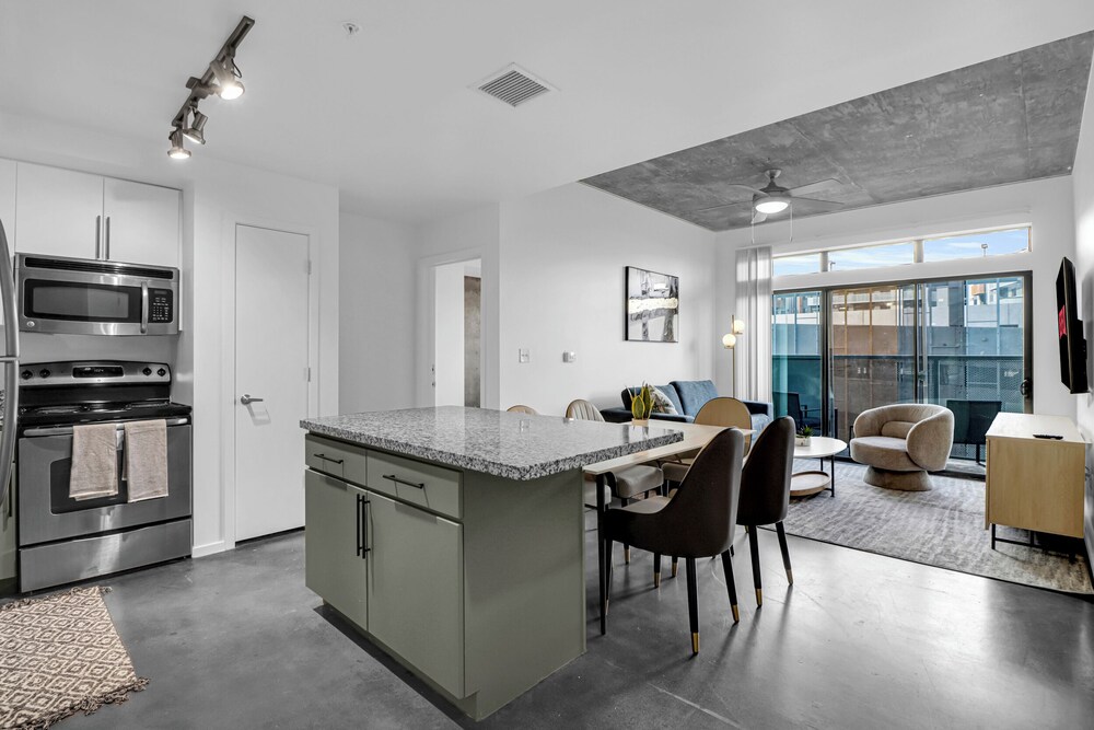 Phoenix Urban Luxury Escape