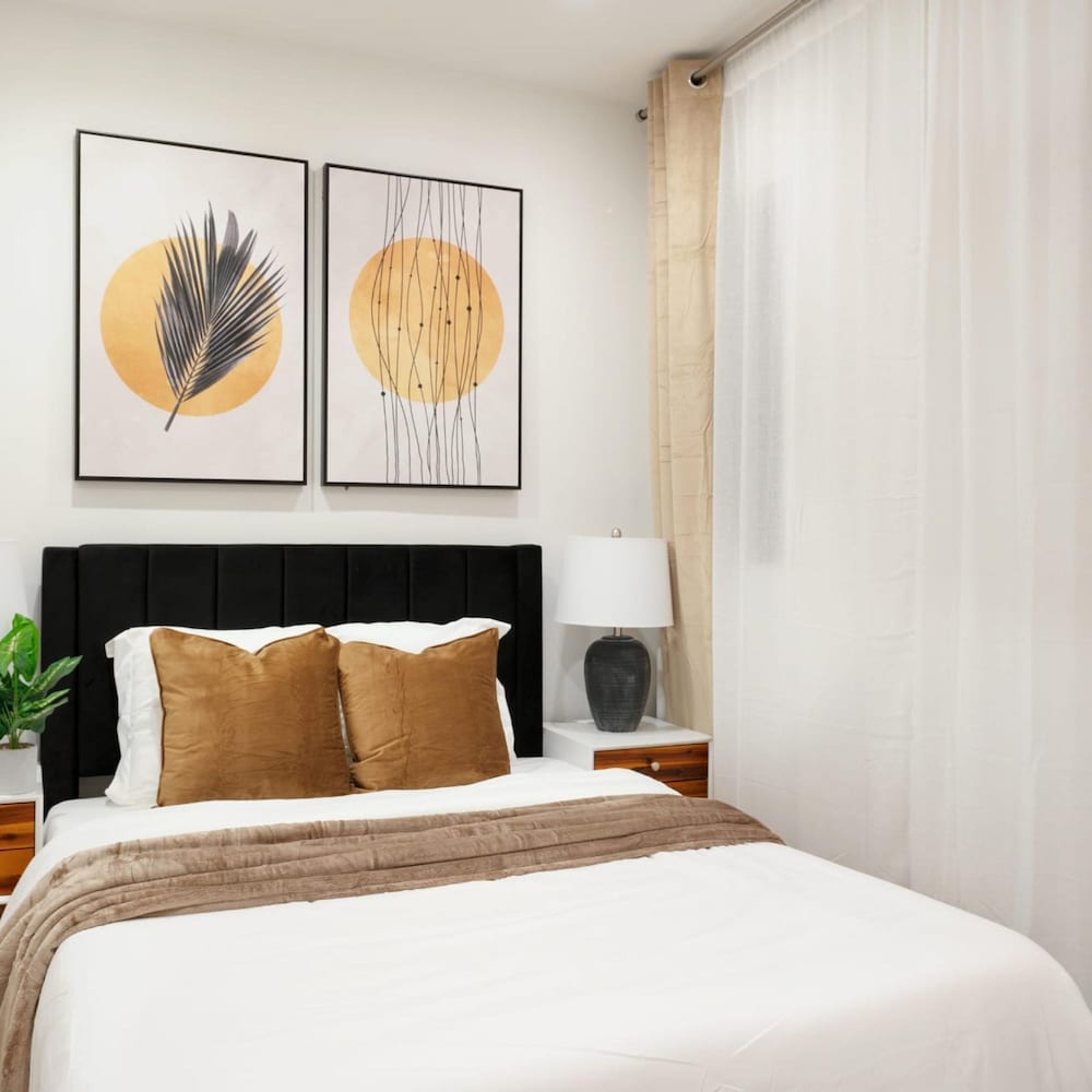 1290-13 Newly Renovated 2 Bedrooms in UES