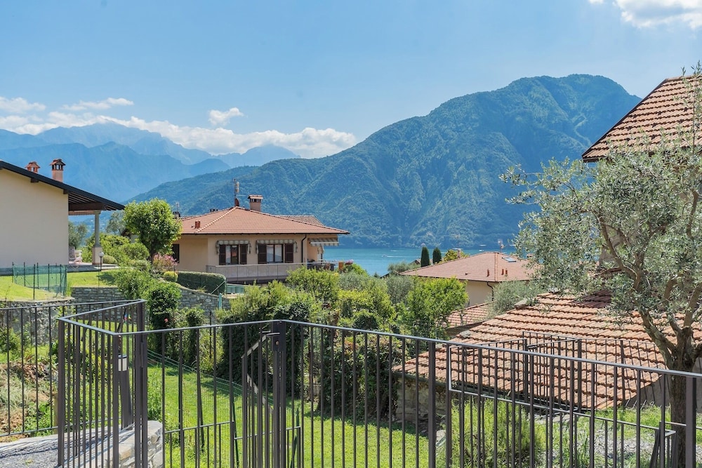 Villetta Abbazia Acqua Dolce - With Stunning Terrace by Rent all Como