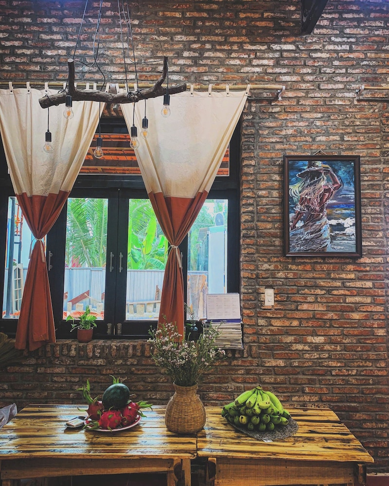 LoiLoi's home