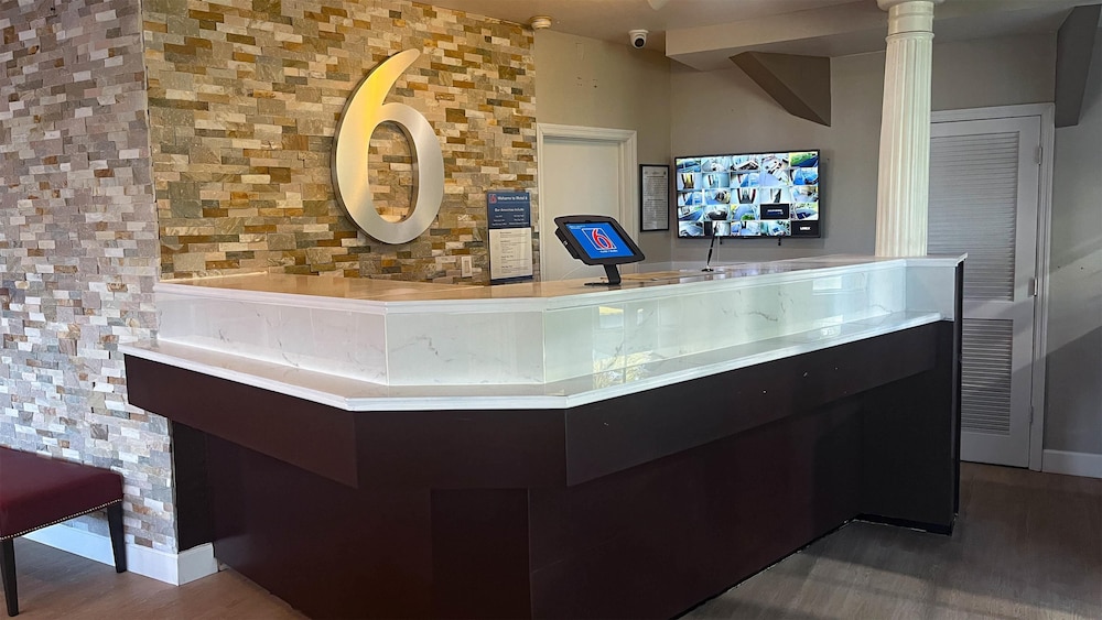 Motel 6 – Lake City, Fl – Medical Center