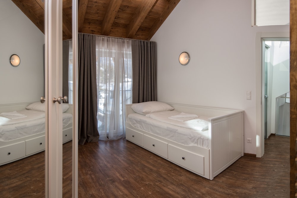 Panorama Chalet Seefeld