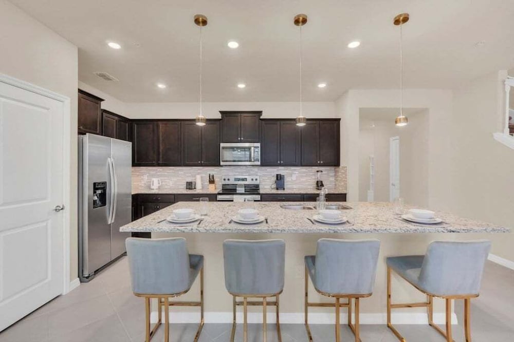 Amazing Theme Rooms Kids Will Love! 5 Bedroom Townhouse