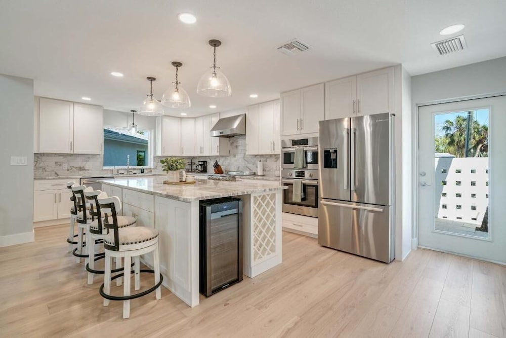 Luxury Waterfront Home in Sarasota