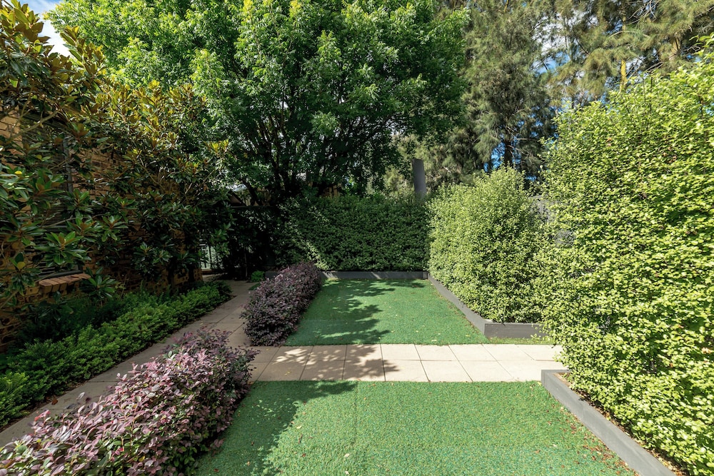 Modern 3BR in Macquarie