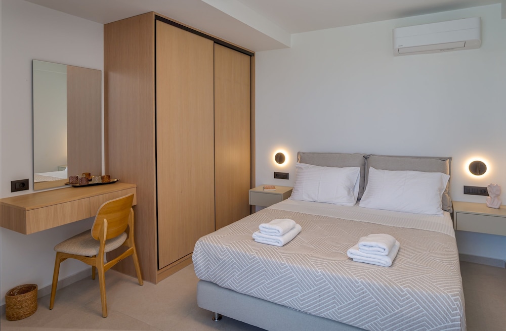 Divel Luxury Villas - Villa Ervin by Estia