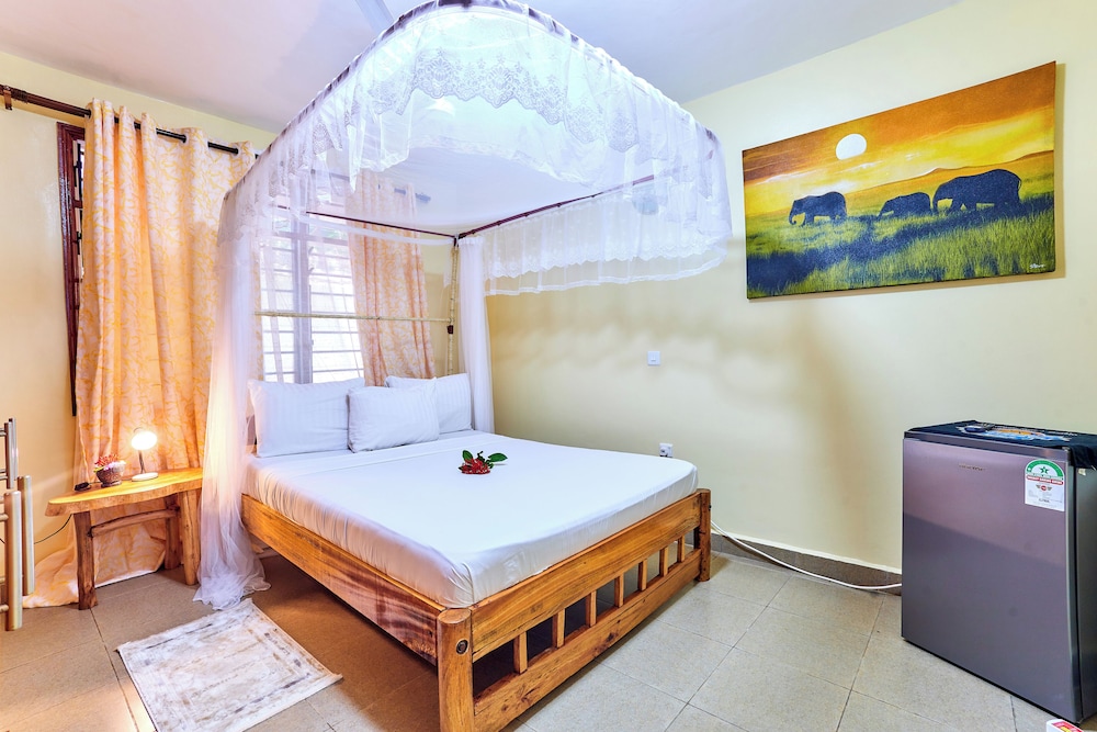 DIANI BEACH GOLD APARTMENTS
