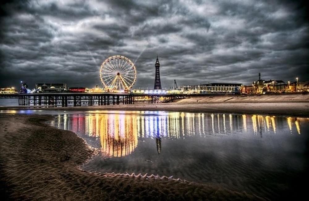 Oak Suite - 2 Bed - Sleeps 4 - Central Blackpool