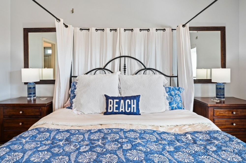 Happy Hours 4 Bedroom Home