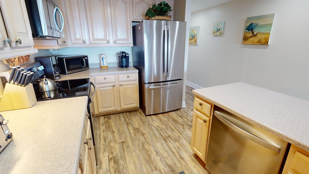 Sandpiper 2 by Tybee Vacation Rentals