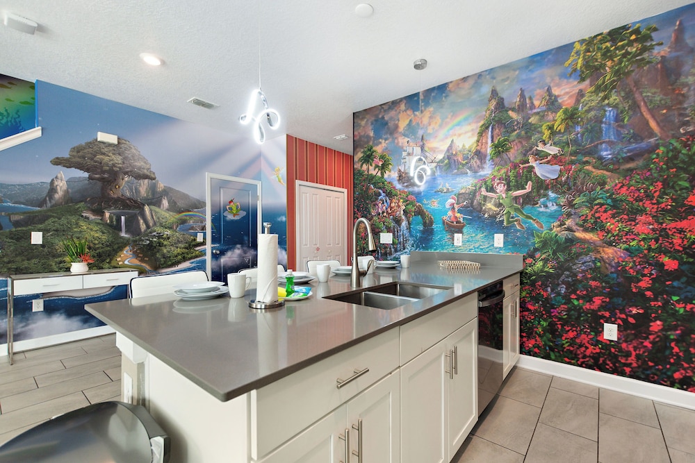 Wonderland Sleeps 14 Free Waterparks and South Facing Pool
