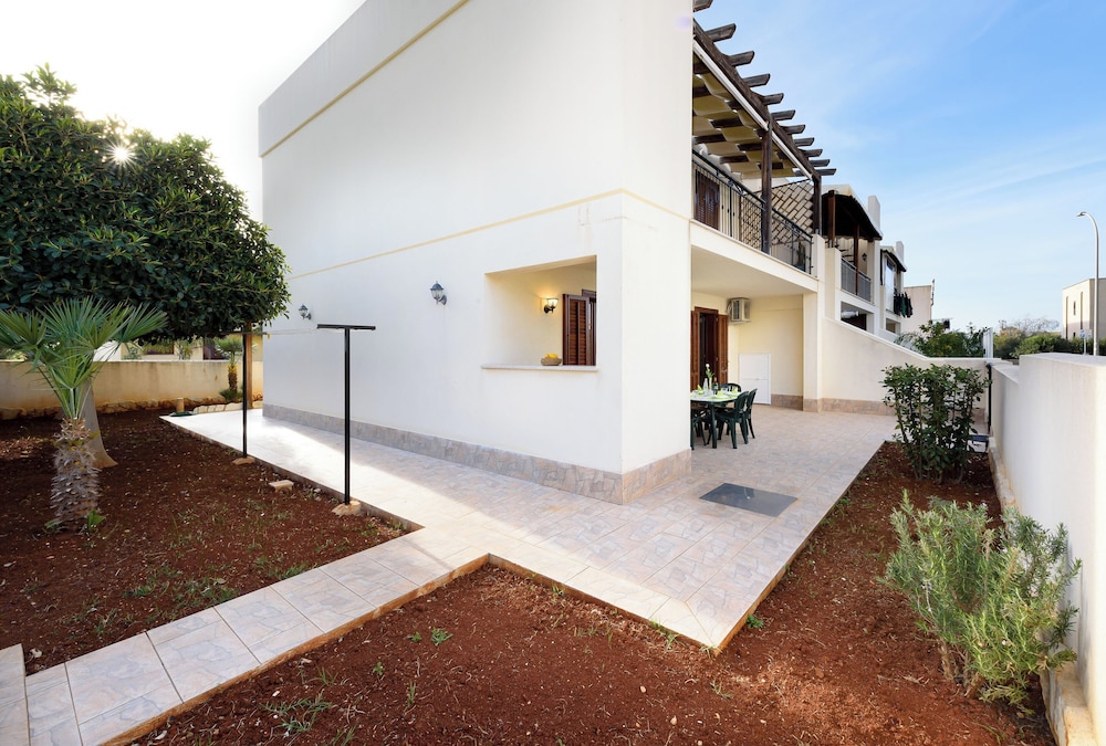 Bedda Luna Villa