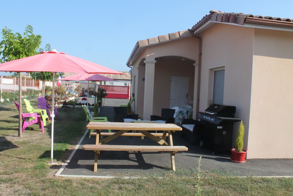 Photo 9