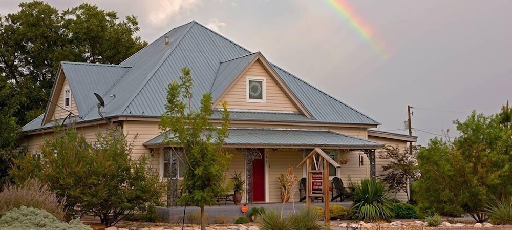 Vara Guest House