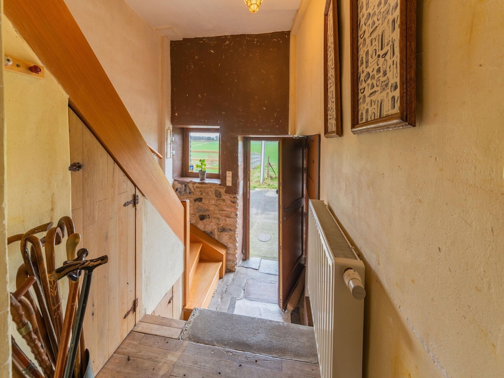 Tranquil Home in Tinlot