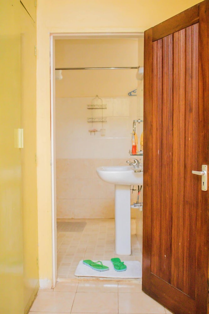 Kifaru House - Karen