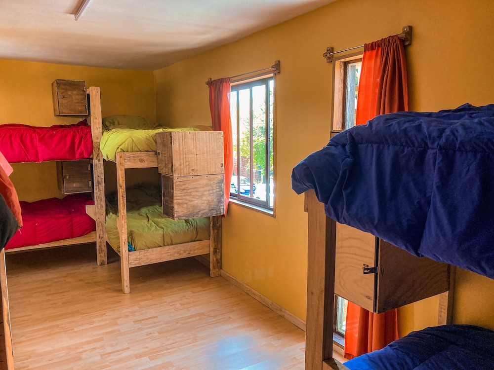 Willhouse Hostel
