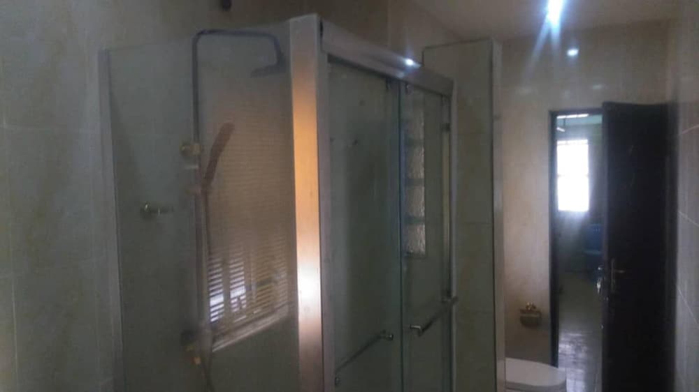 Cosy and Large Apartment in Lagos, Nigeria view 5