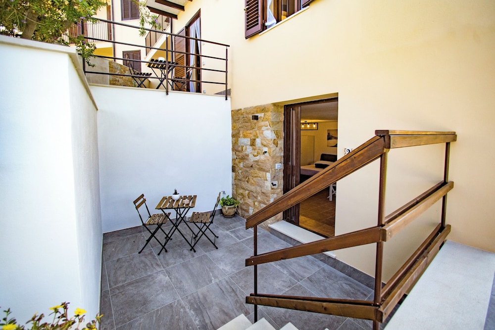 Pater Meus Suites