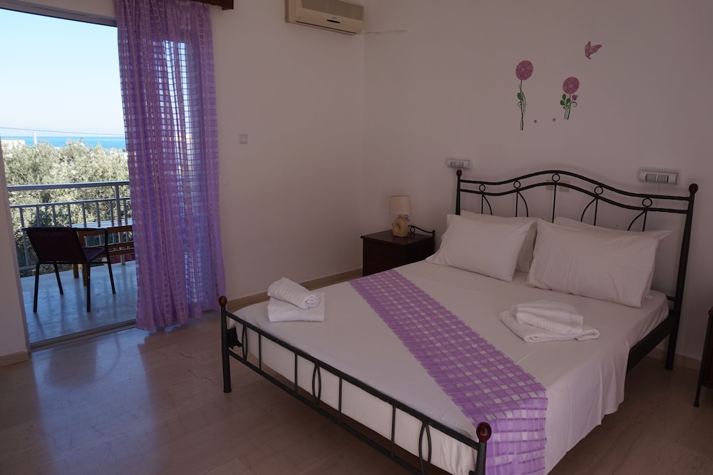 Yialos Studios
