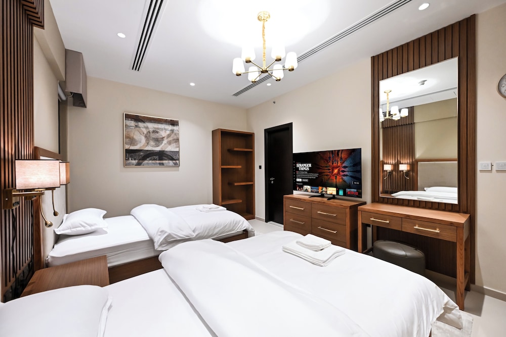 Elite Downtown Residence 2