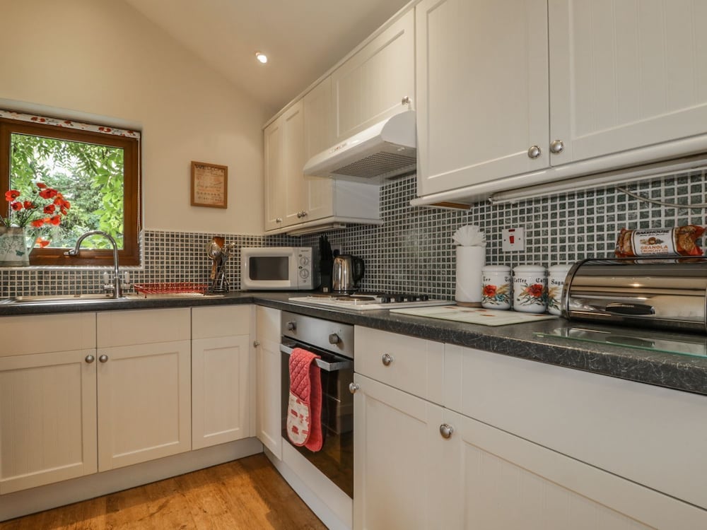 Poppy Cottage
