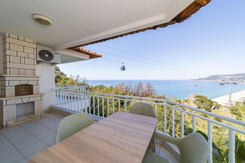 Flat With Sea Nature View and Balcony in Alanya view 2