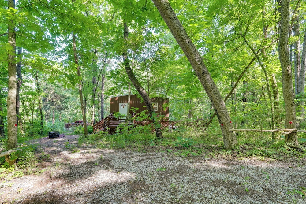 Creekside Nature Escape in Southwest Missouri