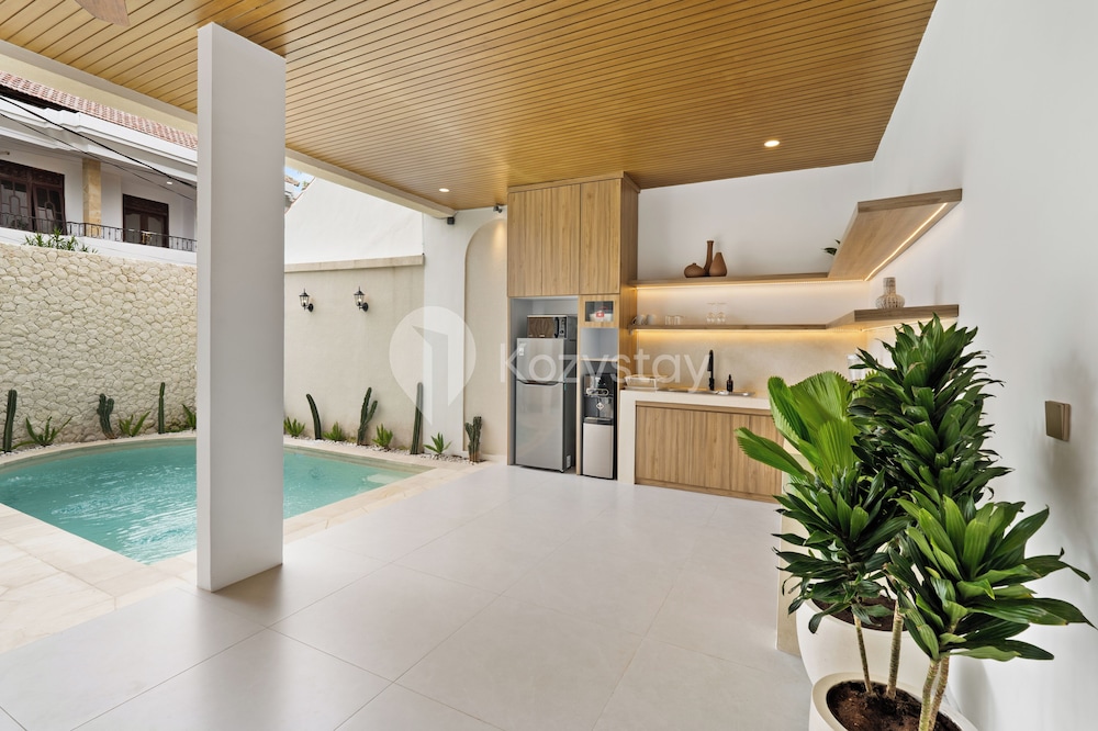 Caelora Villa by Kozystay - Canggu