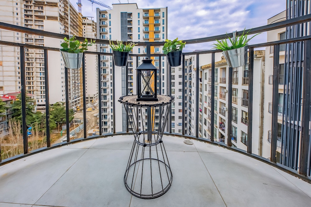 HB apartments B.I.G.