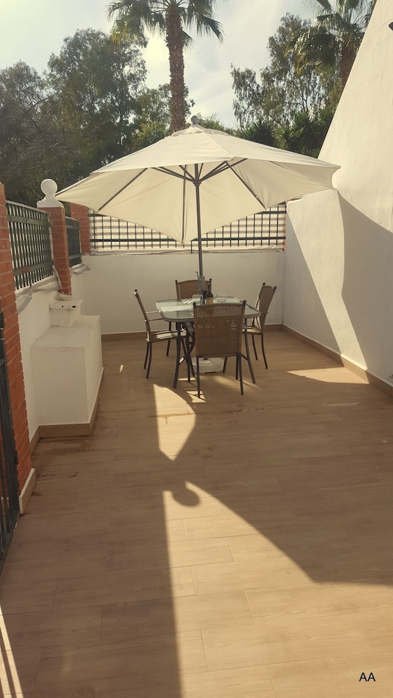 Marbella Vacations - Guest-House Marbella - Property Image 4
