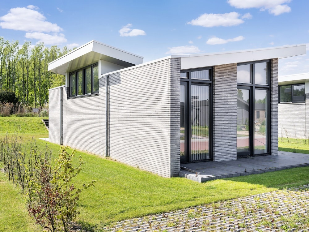 Holiday Home in Oud Ade Near Kaag Lakes