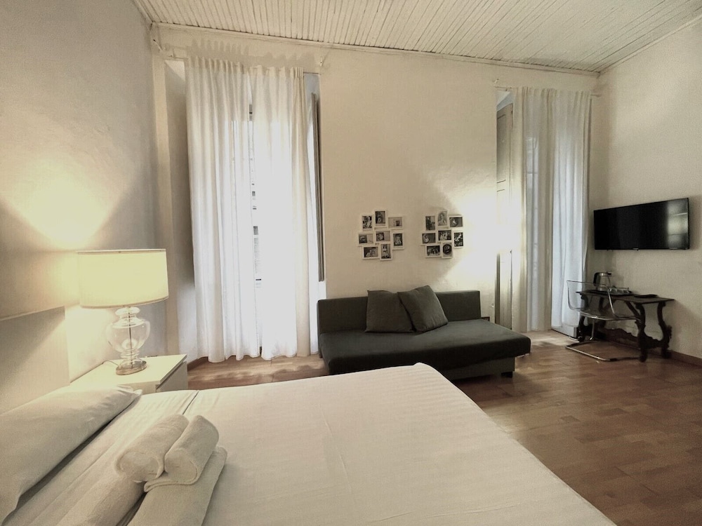 dHomes - Apartments and Rooms - Room 104