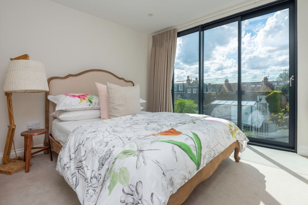 3-bedroom Home in Richmond - Ideal Family Living