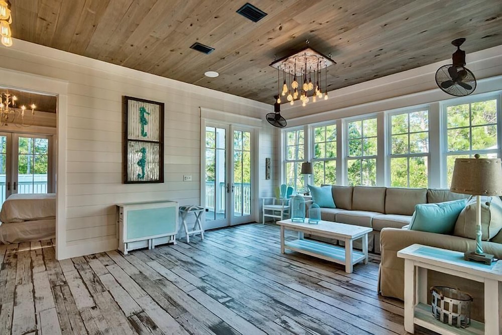 WaterColor Reunions 7 Bedroom Holiday Home by Five Star Properties