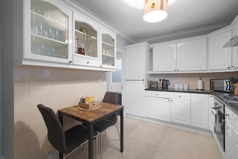 Keel Drive Modern 3 Bedroom Home