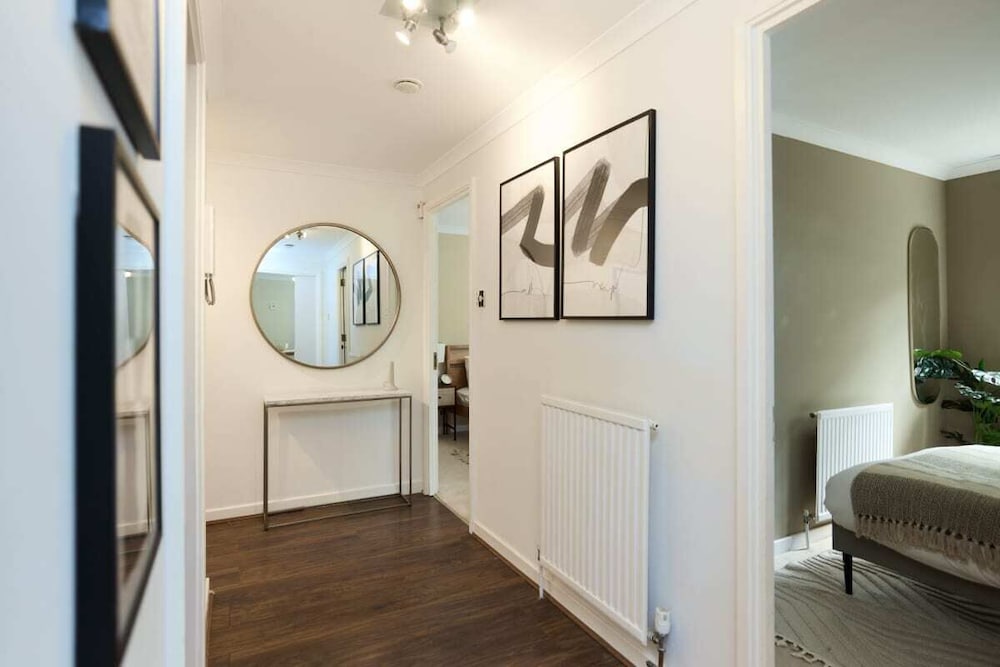 The Brompton Park Escape Bright 2bdr Flat With Patio Access