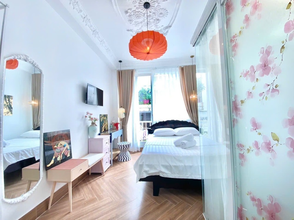 Cherry Blossom Boutique Hotel