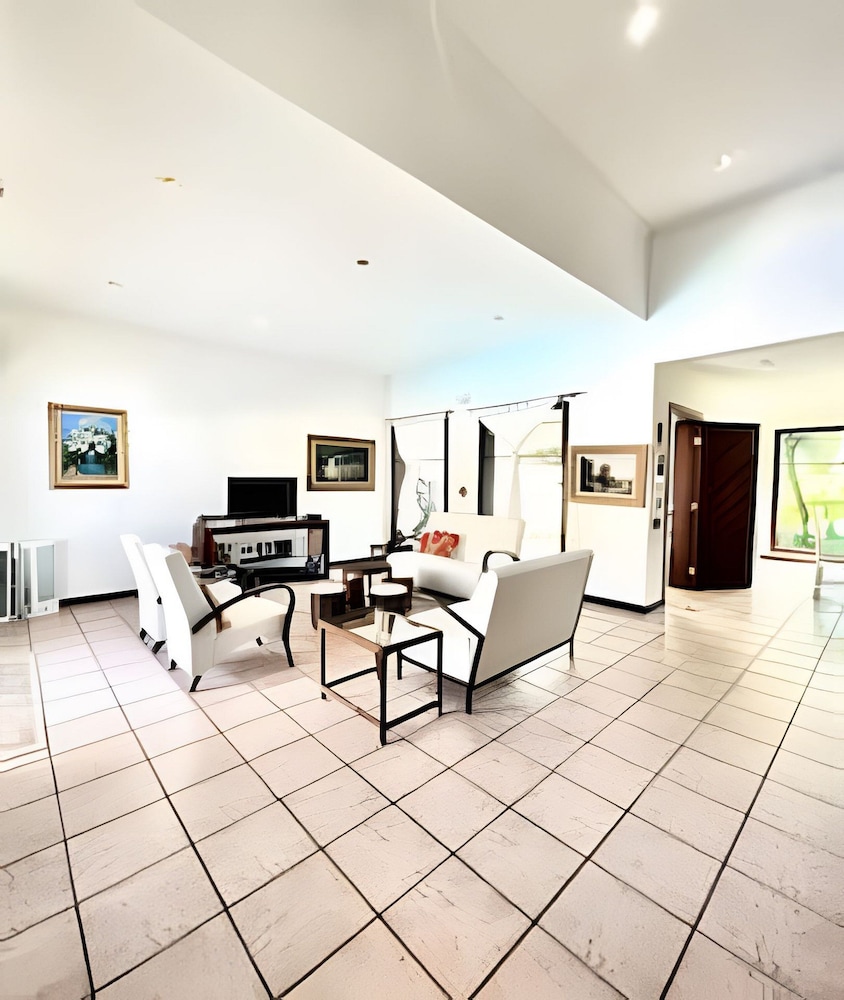 Casa com piscina em Acapulco Guarujá SP3