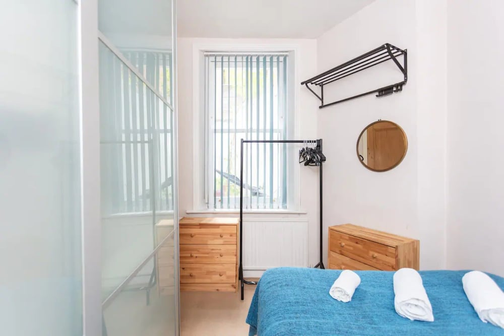 Cosy 2 Bedroom Apartment in Central London With Garden
