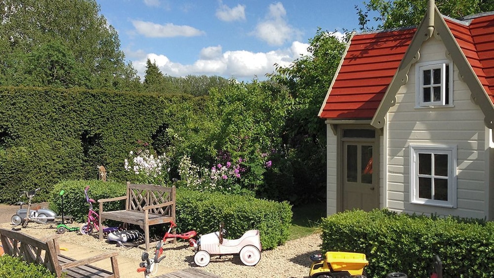 Wychwood Cottage