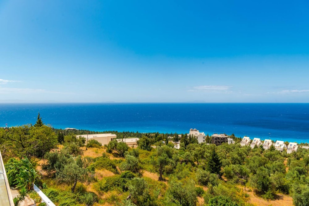 Villa Belle Azure in Gjilek