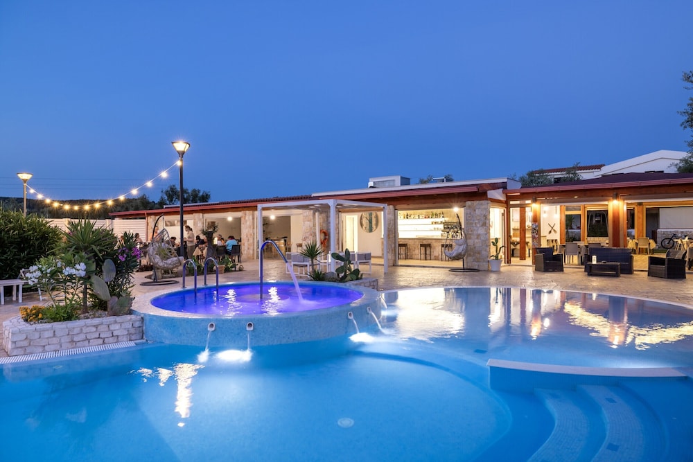 Apartment in Vieste With Garden