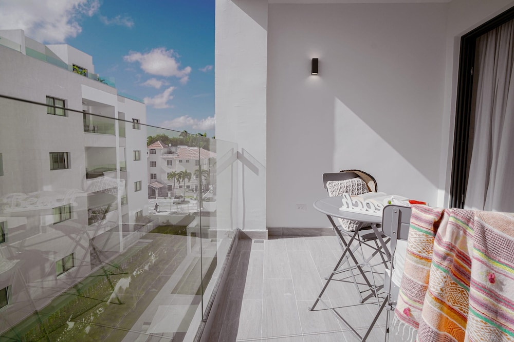 Cozy and Beautiful Apartment at the Beach