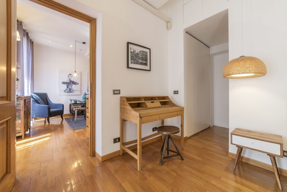 Piazza di Spagna Stylish Flat