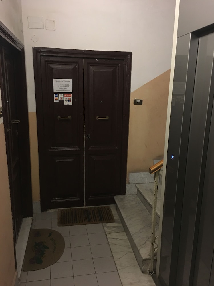 Vatican Vanity photo 3